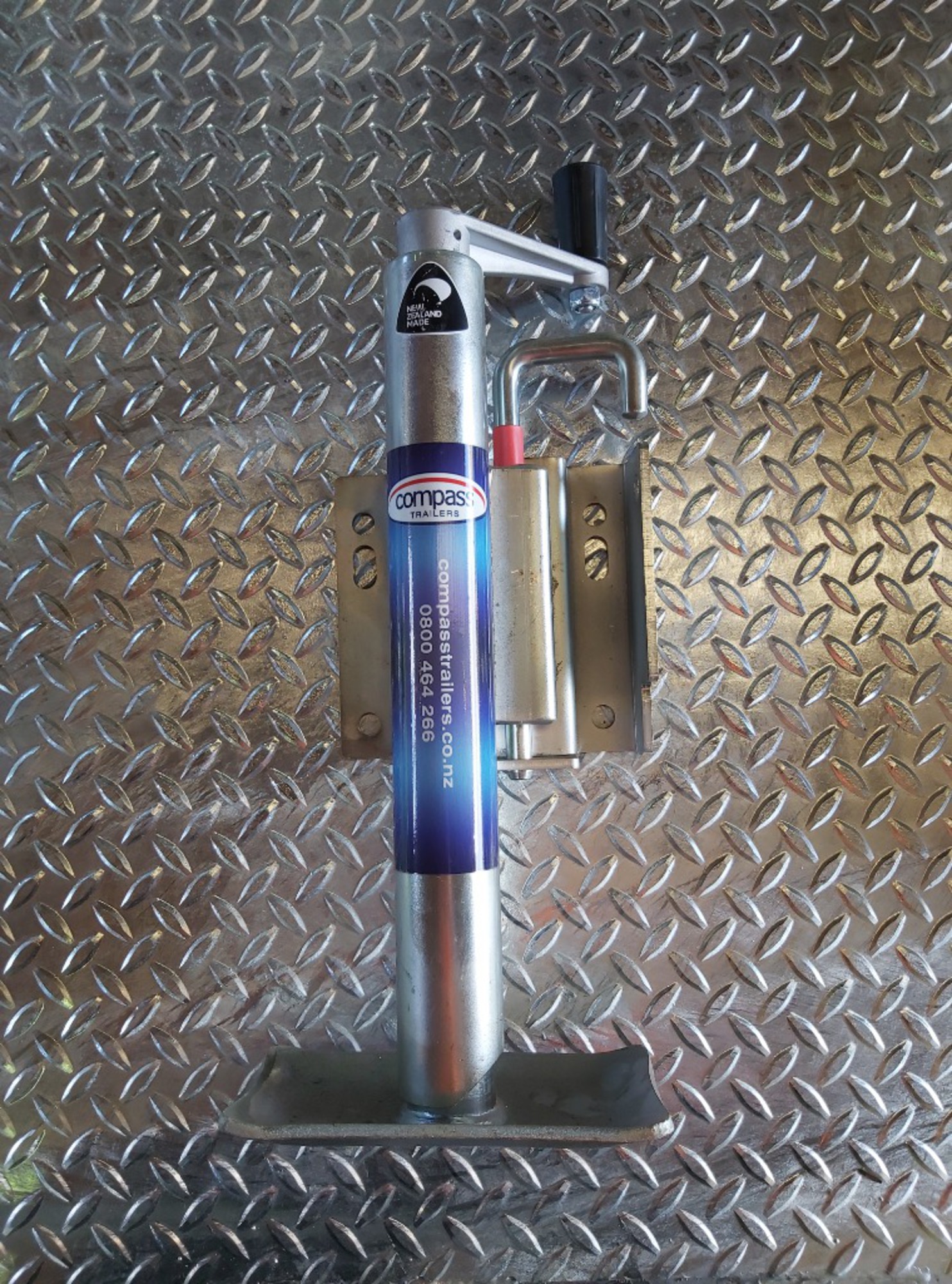 Jockey Stand: 900kg, 550mm high